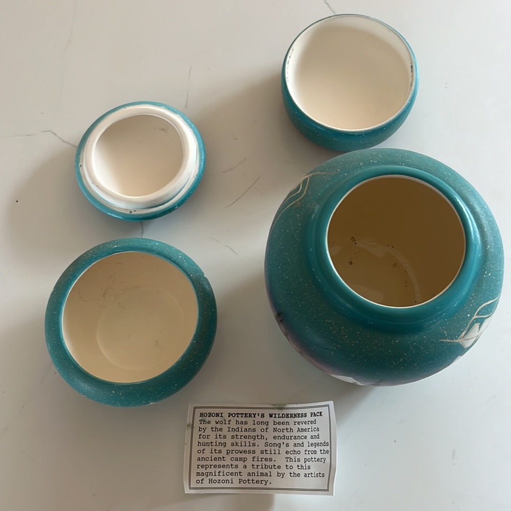 Hozoni Pottery - Picture 3 of 3